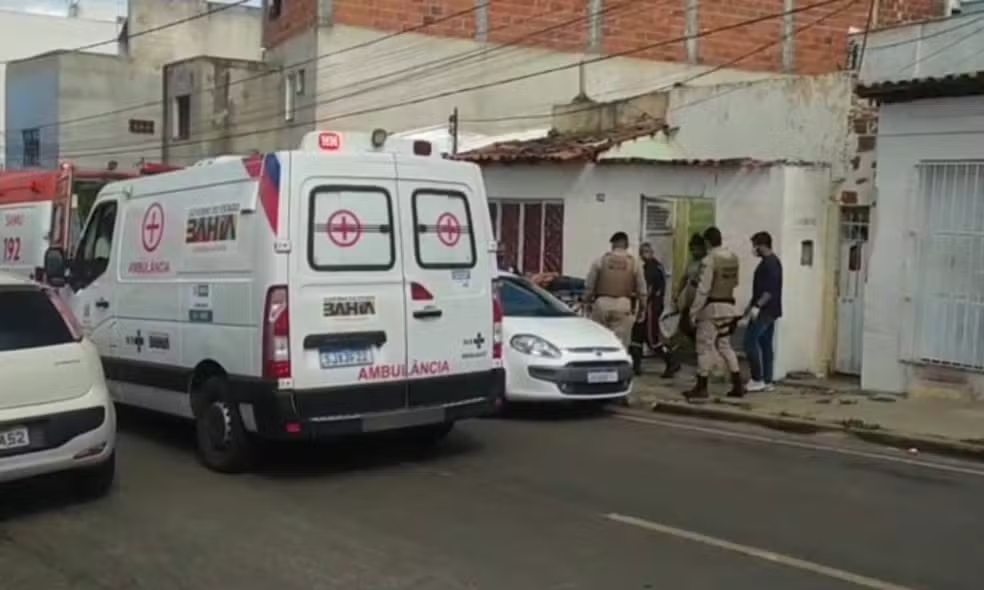 Policia-investiga-suspeita-de-envenenamento-apos-familia-passar-mal-com-iogurte-na-Bahia O que se sabe sobre casal e filhos envenenados em Vitória da Conquista