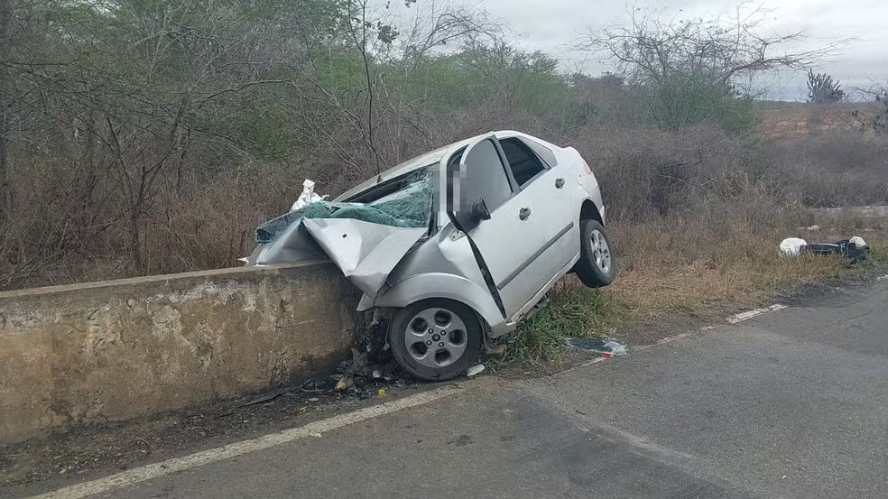 Crianca-de-6-anos-sobrevive-a-colisao-que-matou-quatro-familiares-na-regiao Criança de 6 anos sobrevive a colisão que matou quatro familiares na região