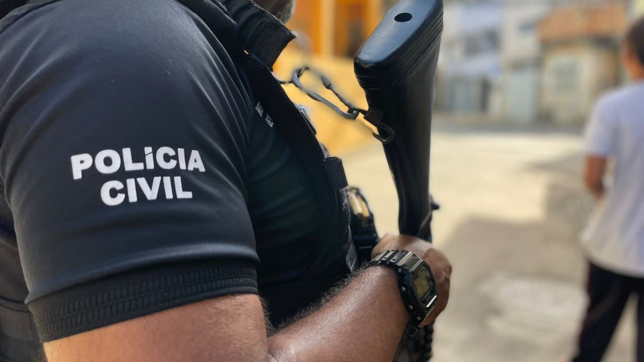 Polícia prende suspeito de envolvimento em 4 homicídios