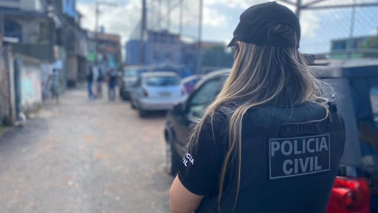 Investigado por extorquir famílias de vítimas é preso em Caraíbas